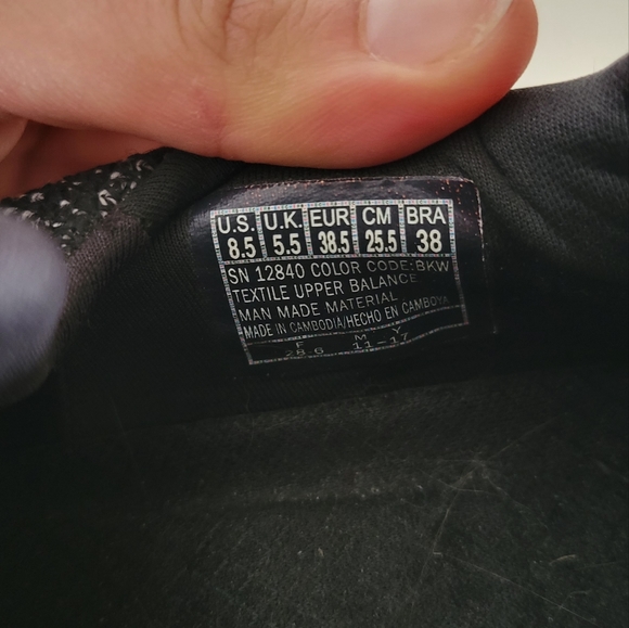 Gray Sketchers Shoes (8.5) - Picture 5 of 5